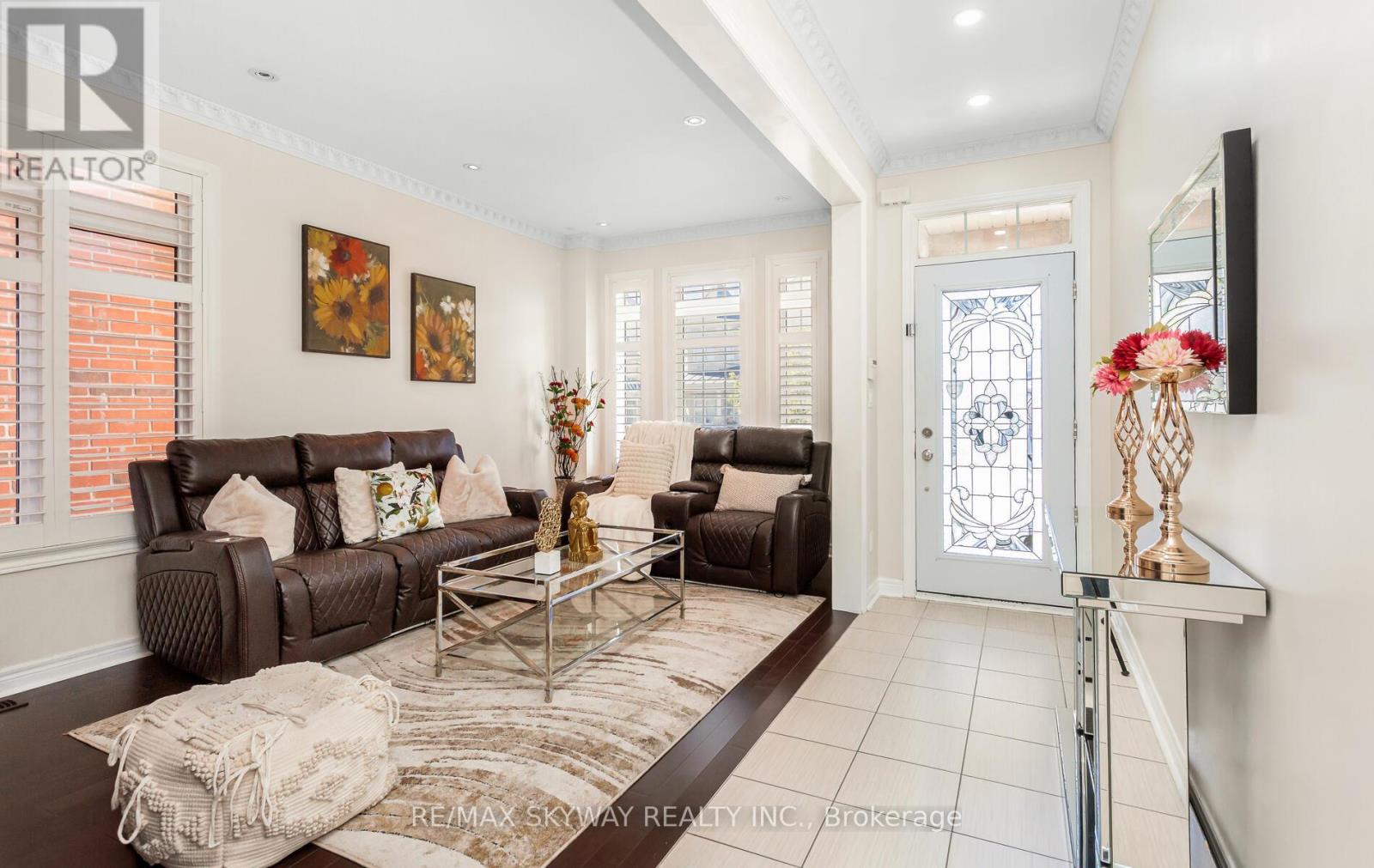 87 Villadowns Trail, Brampton, Ontario  L6R 3Y8 - Photo 8 - W12441408
