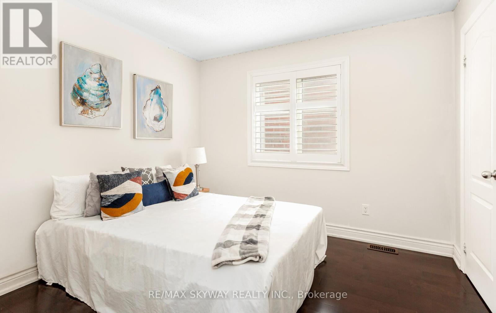 87 Villadowns Trail, Brampton, Ontario  L6R 3Y8 - Photo 44 - W12441408