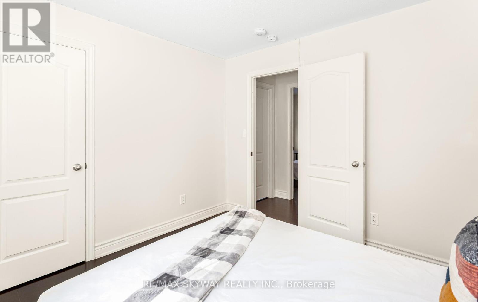 87 Villadowns Trail, Brampton, Ontario  L6R 3Y8 - Photo 45 - W12441408