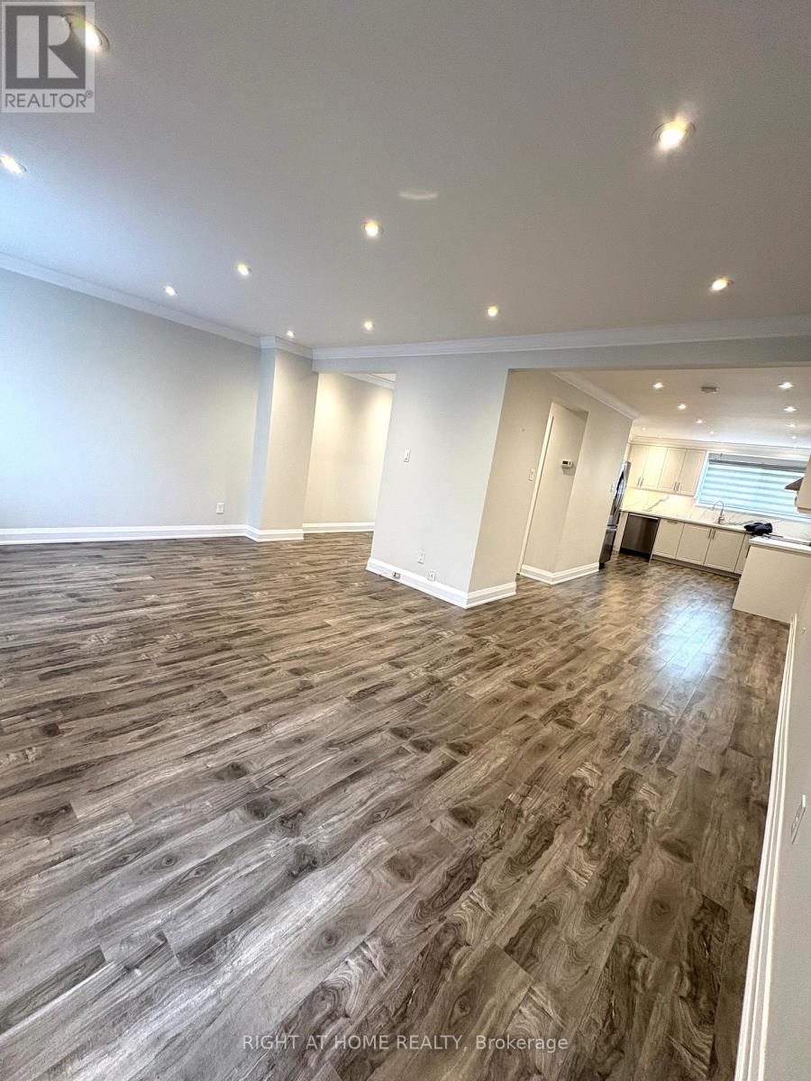 5473 Schueller Crescent, Burlington, Ontario  L7L 3T1 - Photo 7 - W12445655