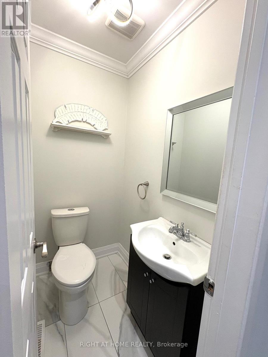 5473 Schueller Crescent, Burlington, Ontario  L7L 3T1 - Photo 8 - W12445655