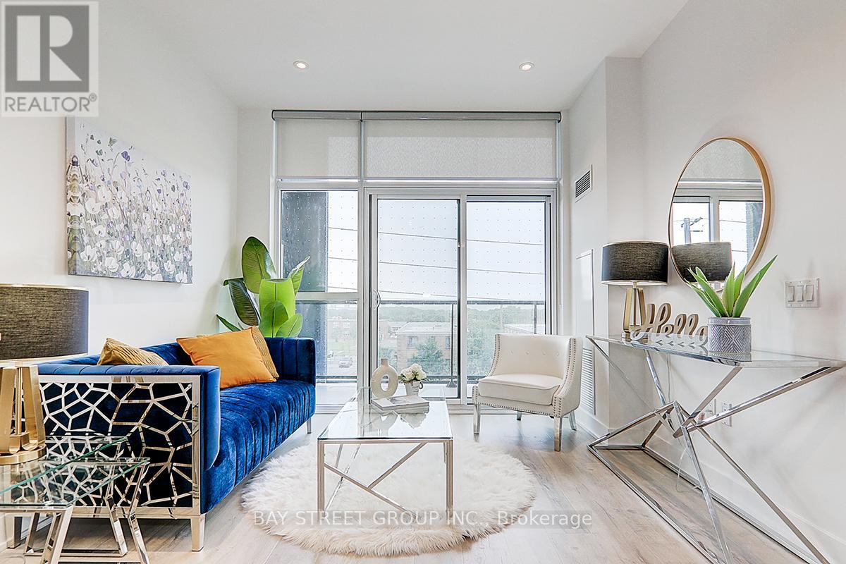 #320 - 50 GEORGE BUTCHART DRIVE, Toronto, Ontario