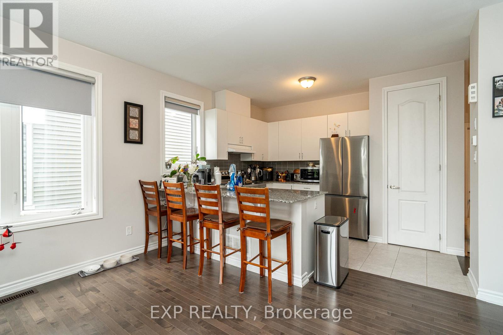 814 Horseshoe Falls Way, Ottawa, Ontario  K2J 6P5 - Photo 10 - X12445682