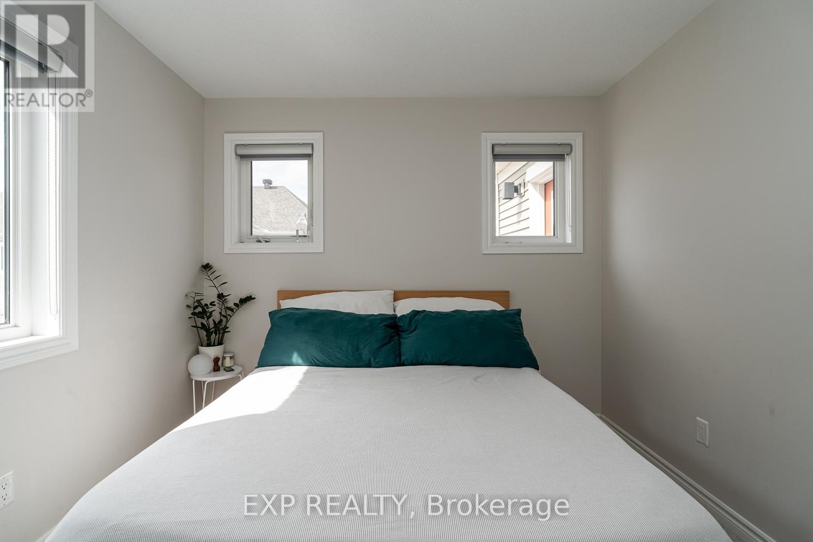 814 Horseshoe Falls Way, Ottawa, Ontario  K2J 6P5 - Photo 22 - X12445682