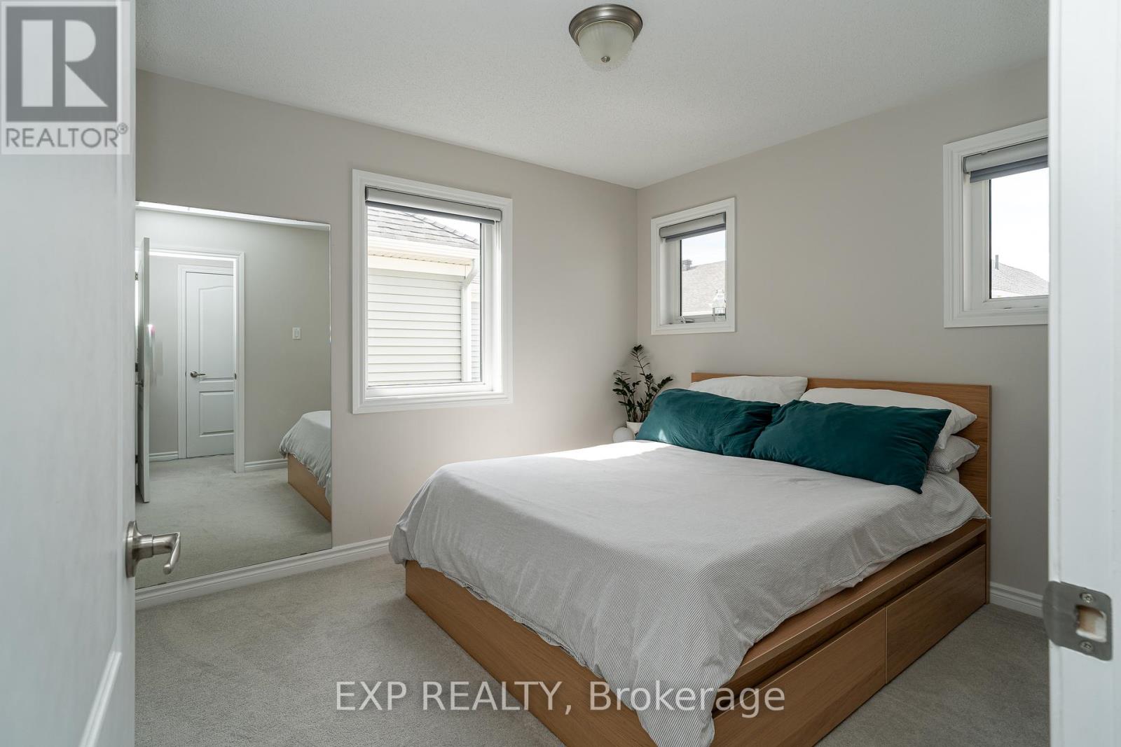 814 Horseshoe Falls Way, Ottawa, Ontario  K2J 6P5 - Photo 24 - X12445682