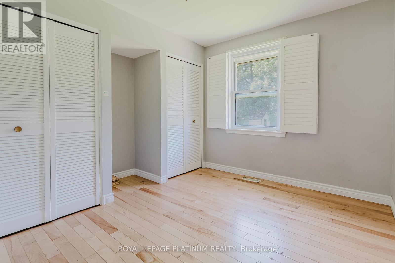 6 Varadi Avenue, Brantford, Ontario  N3R 3M8 - Photo 17 - X12445653