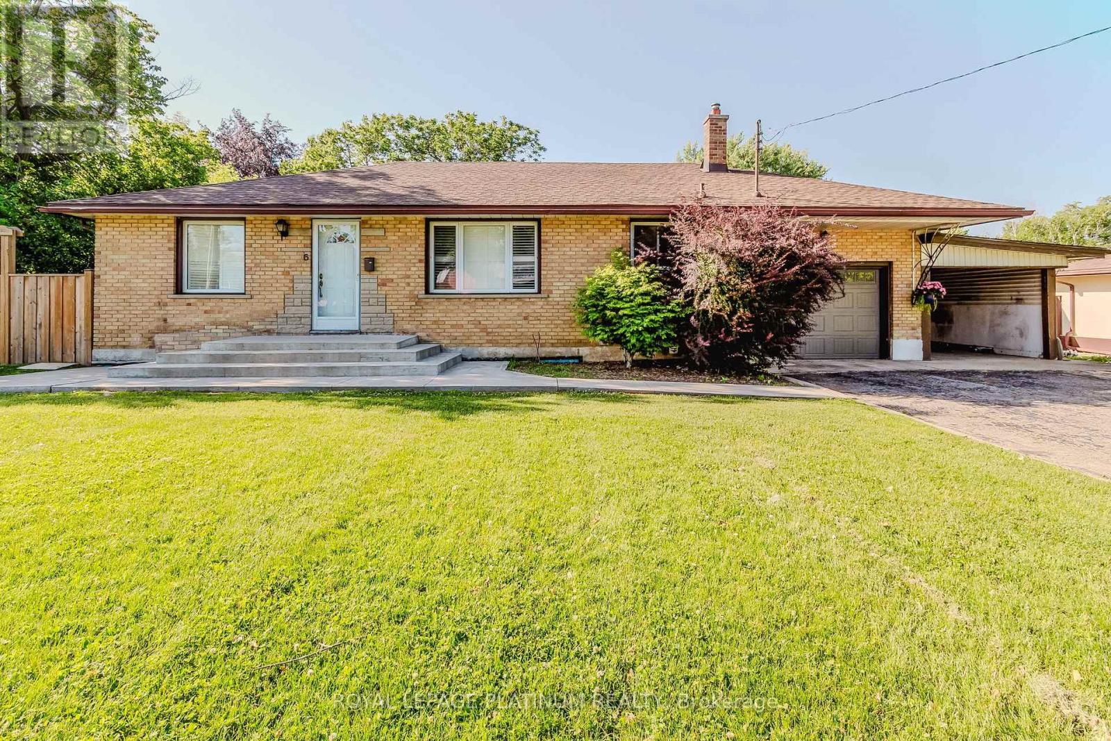 6 Varadi Avenue, Brantford, Ontario  N3R 3M8 - Photo 2 - X12445653