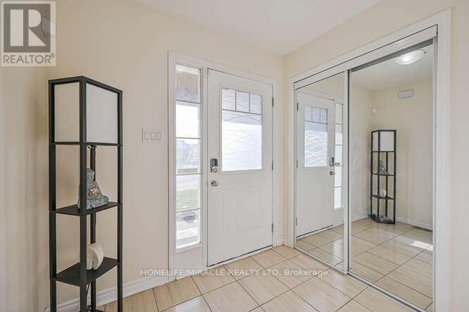 103 Watermill Street, Kitchener, Ontario  N2P 0H4 - Photo 5 - X12445654