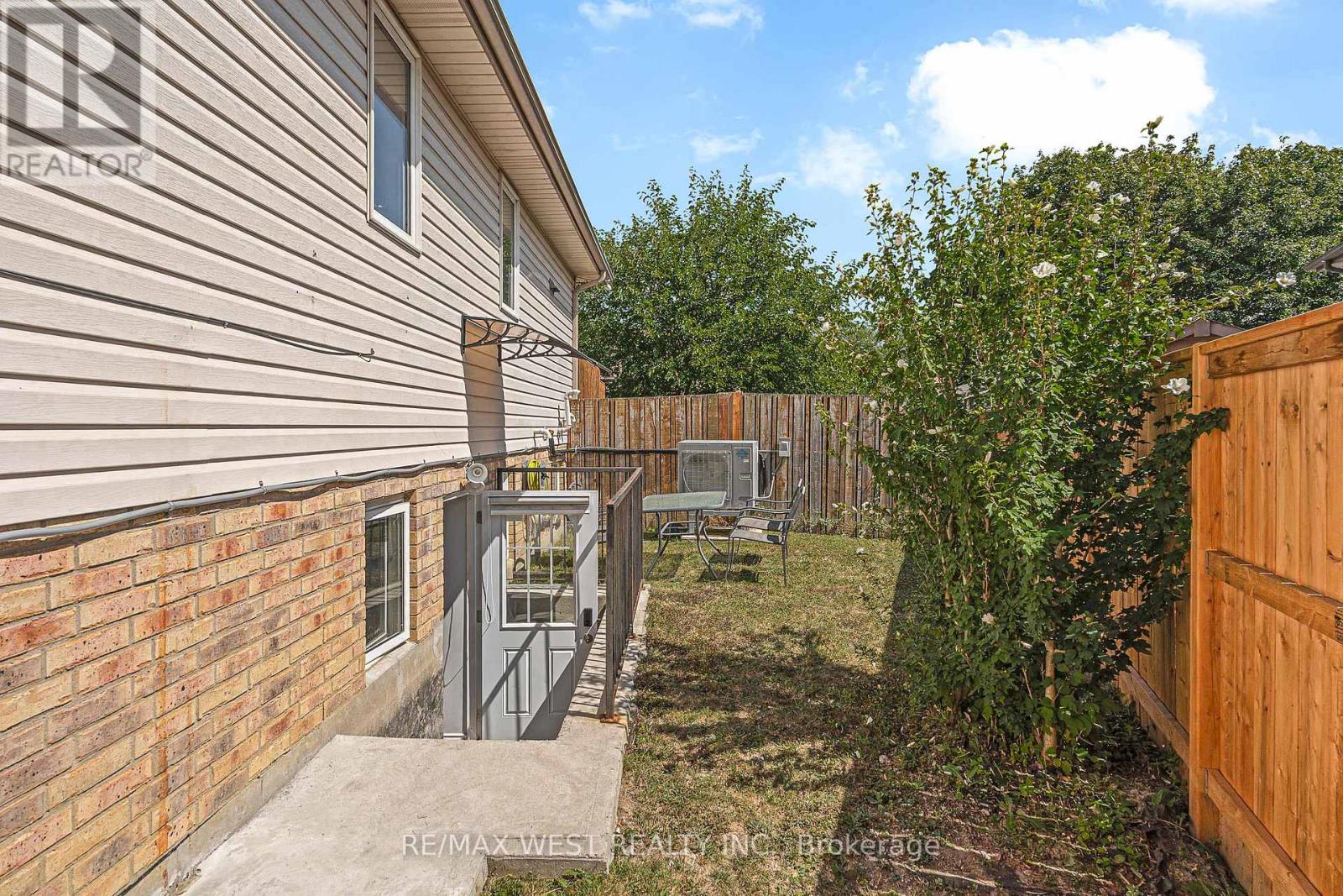 3462 Treeline Court, Windsor, Ontario  N8R 2K3 - Photo 20 - X12445662