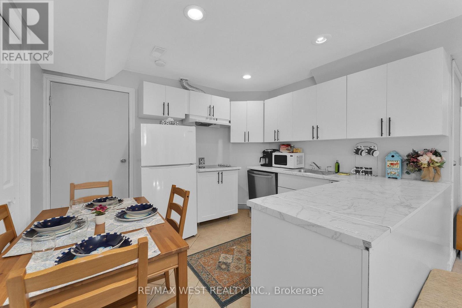 3462 Treeline Court, Windsor, Ontario  N8R 2K3 - Photo 26 - X12445662