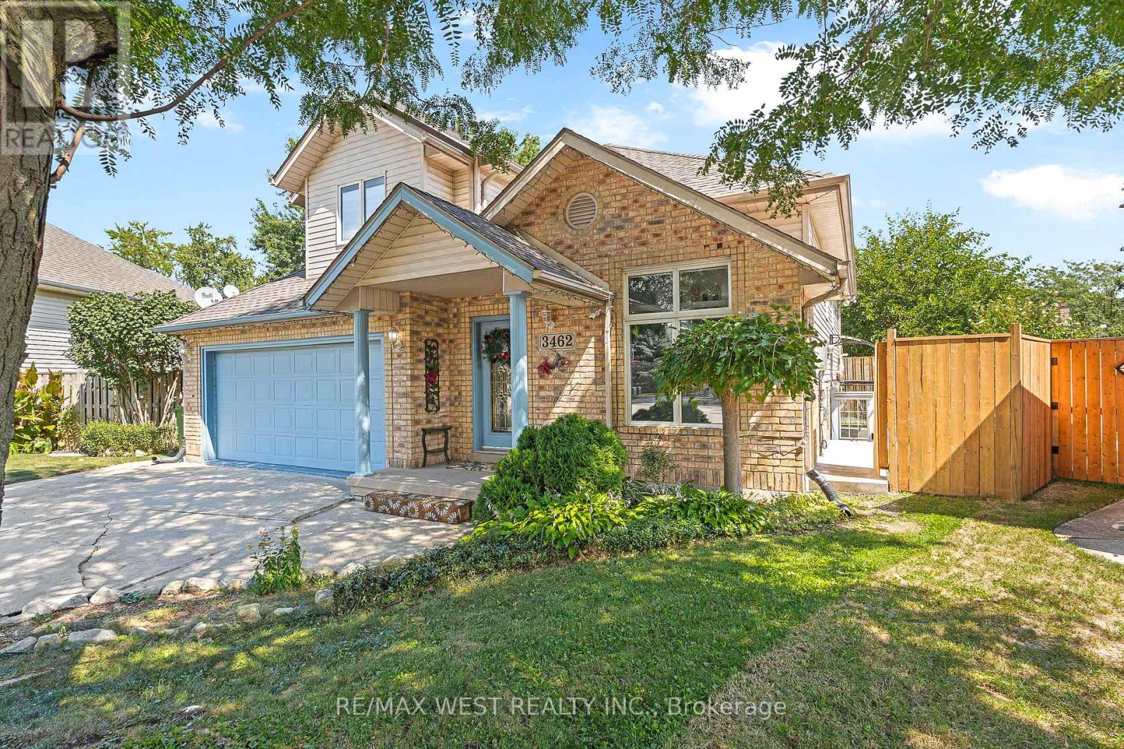 3462 Treeline Court, Windsor, Ontario  N8R 2K3 - Photo 3 - X12445662