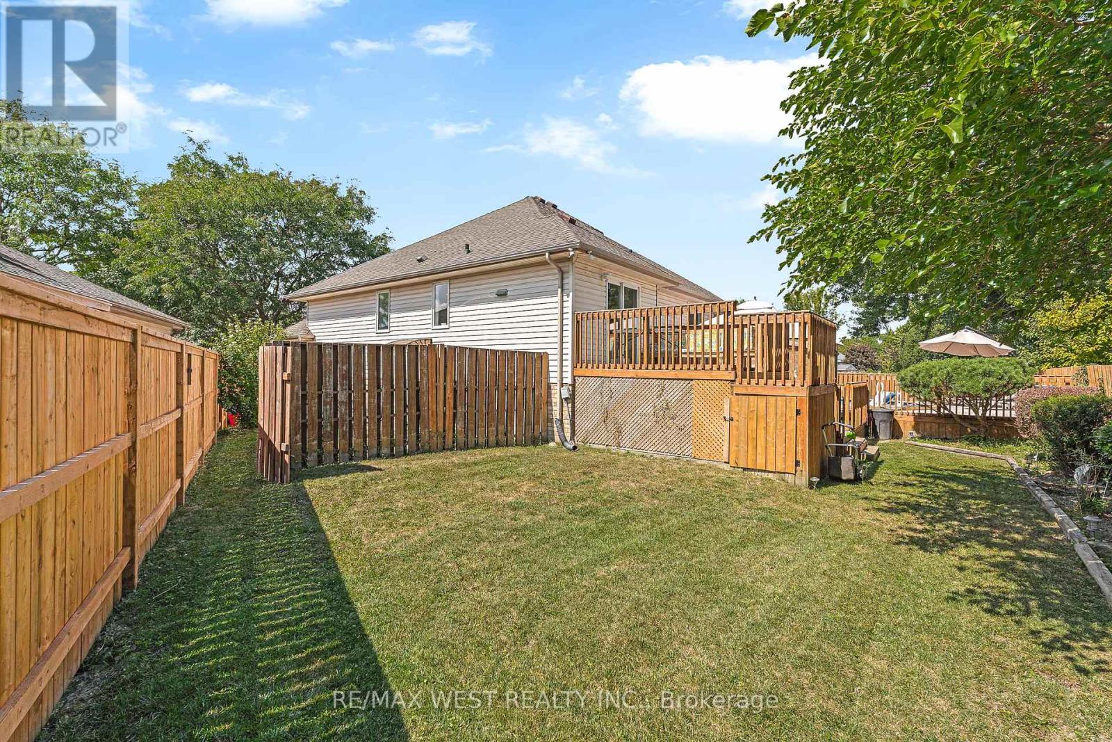 3462 Treeline Court, Windsor, Ontario  N8R 2K3 - Photo 33 - X12445662