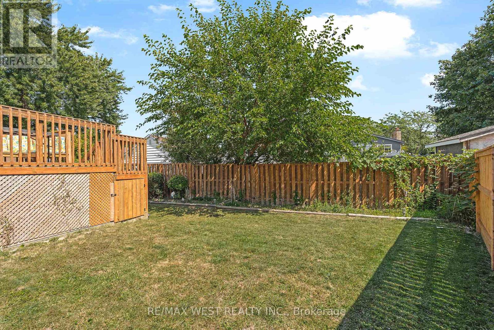 3462 Treeline Court, Windsor, Ontario  N8R 2K3 - Photo 34 - X12445662