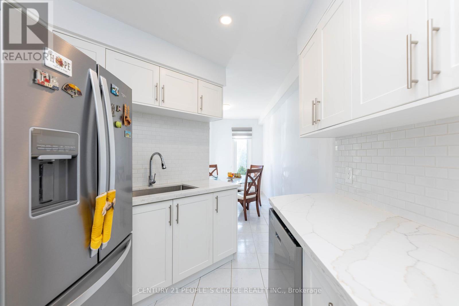 30 - 365 Tailfeather Crescent, Mississauga, Ontario  L4Z 2Z8 - Photo 8 - W12441747