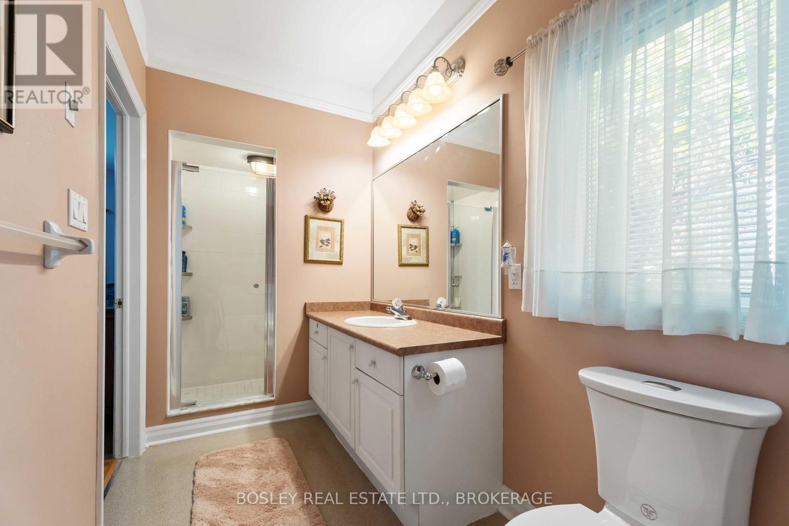 641 Simcoe Street, Niagara-On-The-Lake, Ontario  L0S 1J0 - Photo 21 - X12445482