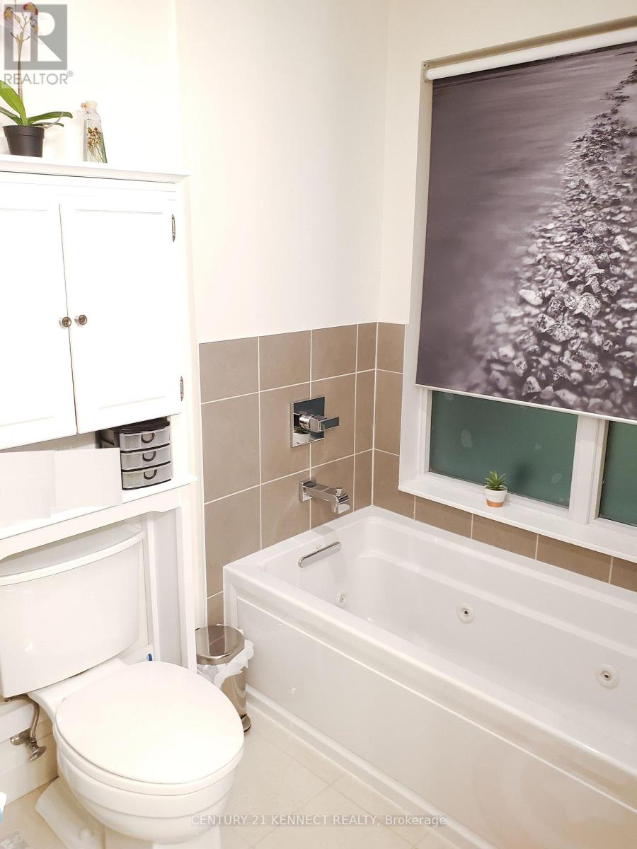 Th117 - 355 Beecroft Road, Toronto, Ontario  M2N 0J3 - Photo 6 - C12445680