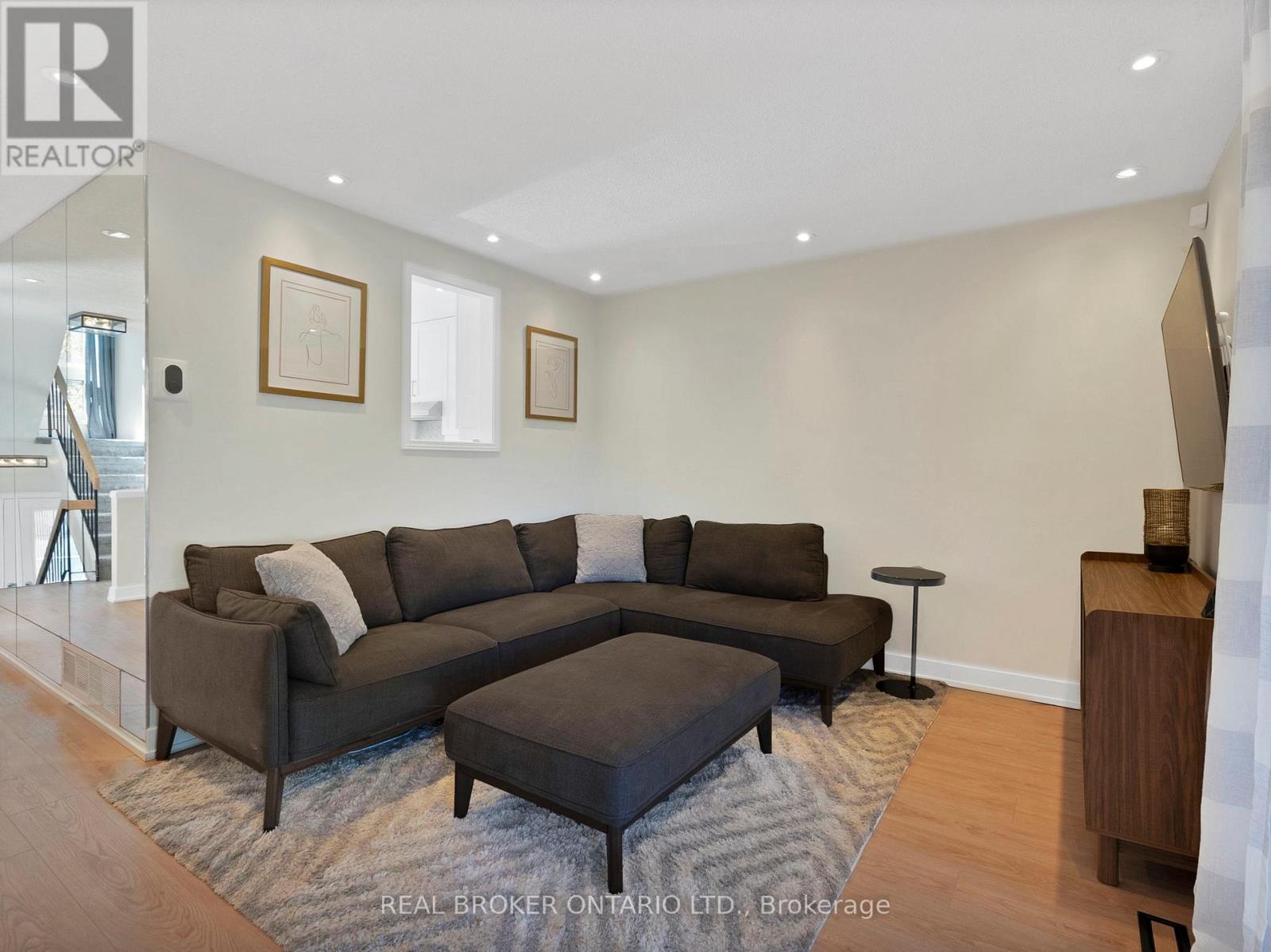 85 Cheryl Shepway, Toronto, Ontario  M2J 4R5 - Photo 11 - C12441331