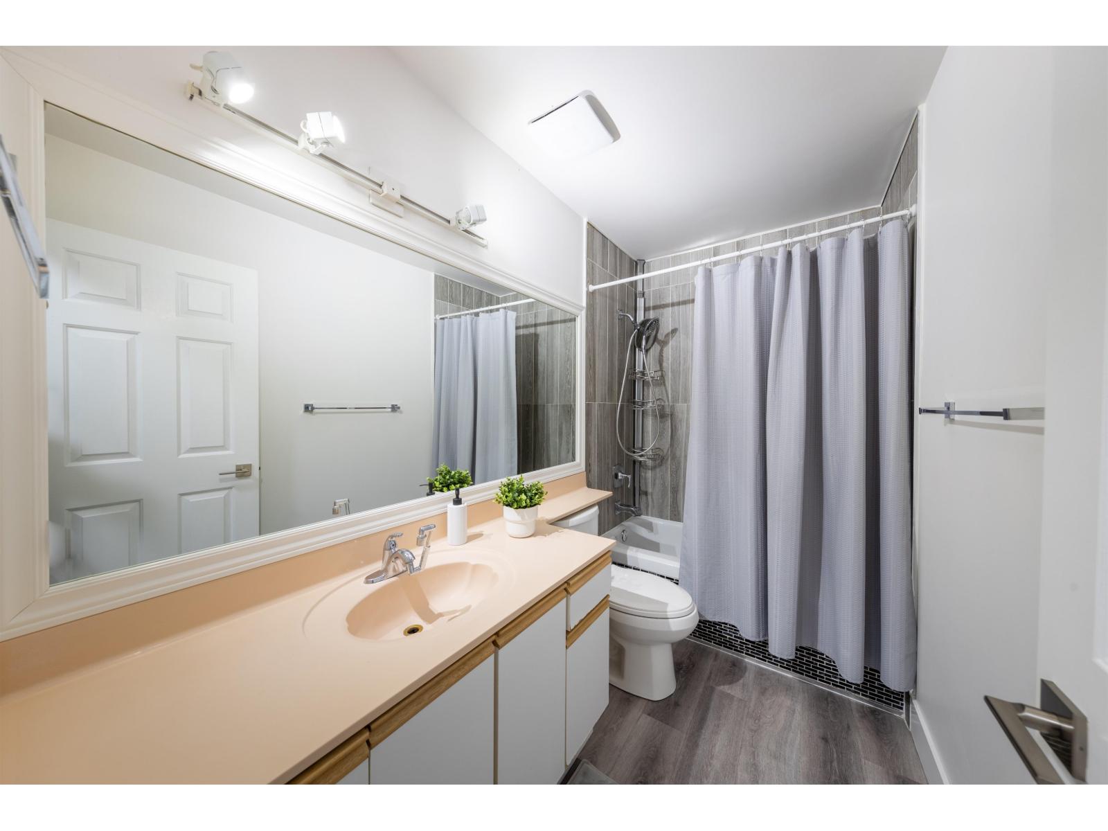 118 8060 121a Street, Surrey, British Columbia  V3W 0S5 - Photo 31 - R3055174