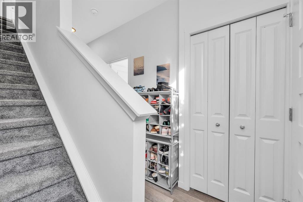 316 Corner Glen Circle Ne, Calgary, Alberta  T3N 2E1 - Photo 4 - A2260782