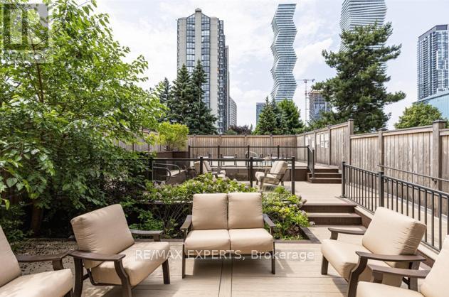 610 - 300 Webb Drive, Mississauga (City Centre), Ontario  L5B 3W3 - Photo 28 - W12445667