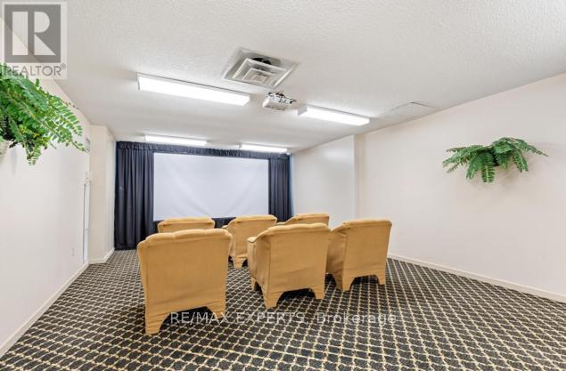 610 - 300 Webb Drive, Mississauga (City Centre), Ontario  L5B 3W3 - Photo 33 - W12445667