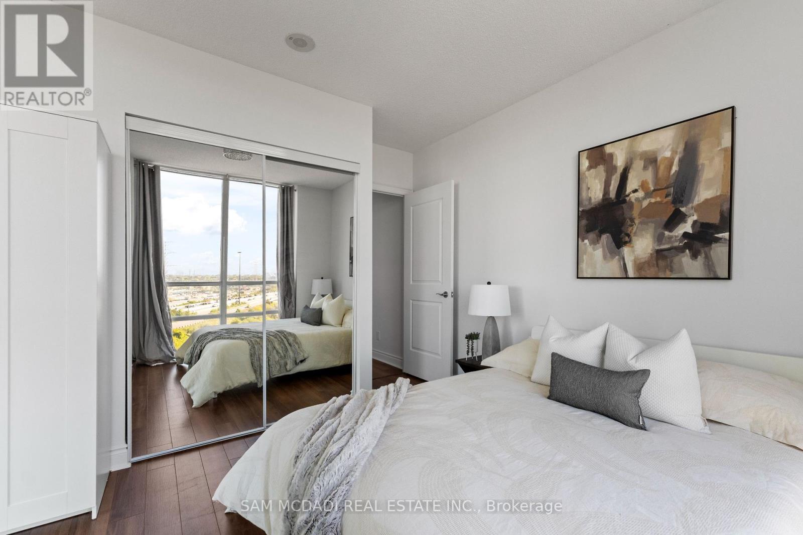 1205 - 16 Brookers Lane, Toronto (Mimico), Ontario  M8V 0A5 - Photo 10 - W12445693