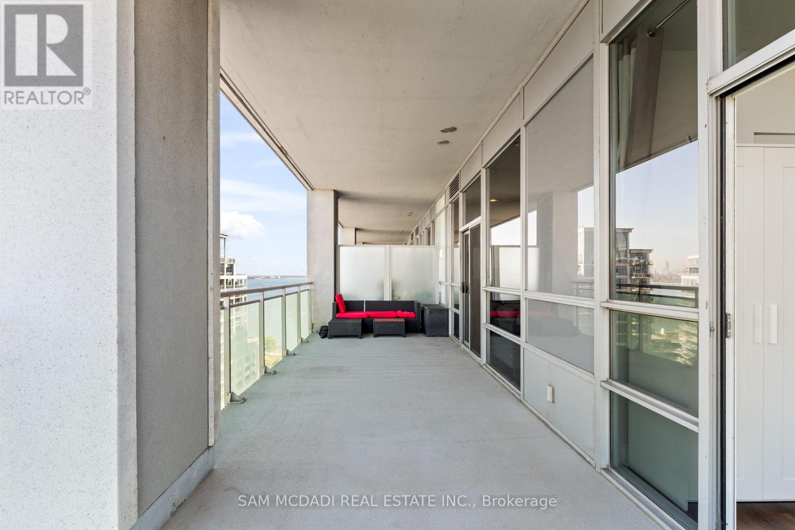 1205 - 16 Brookers Lane, Toronto (Mimico), Ontario  M8V 0A5 - Photo 14 - W12445693