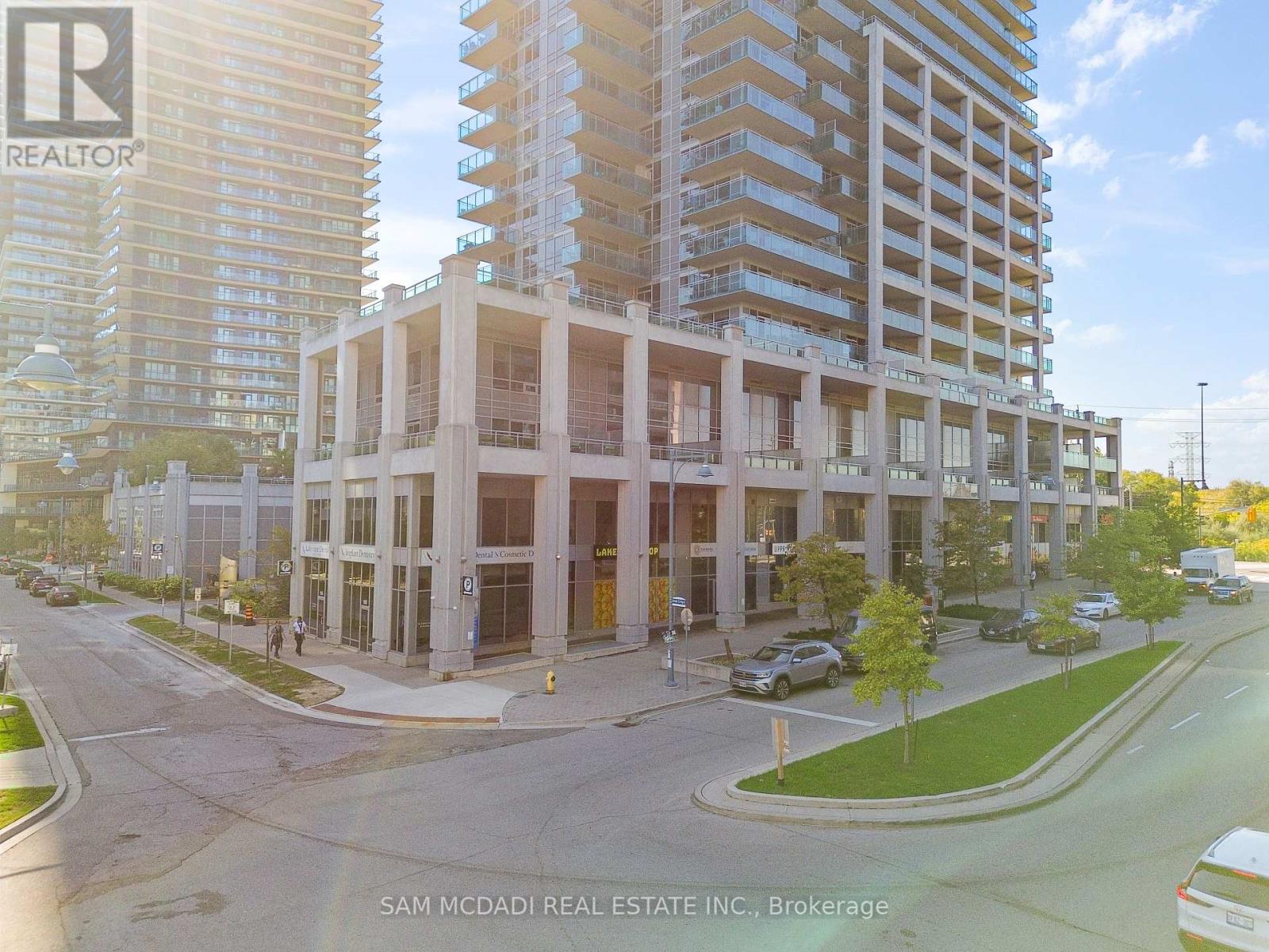 1205 - 16 Brookers Lane, Toronto (Mimico), Ontario  M8V 0A5 - Photo 3 - W12445693