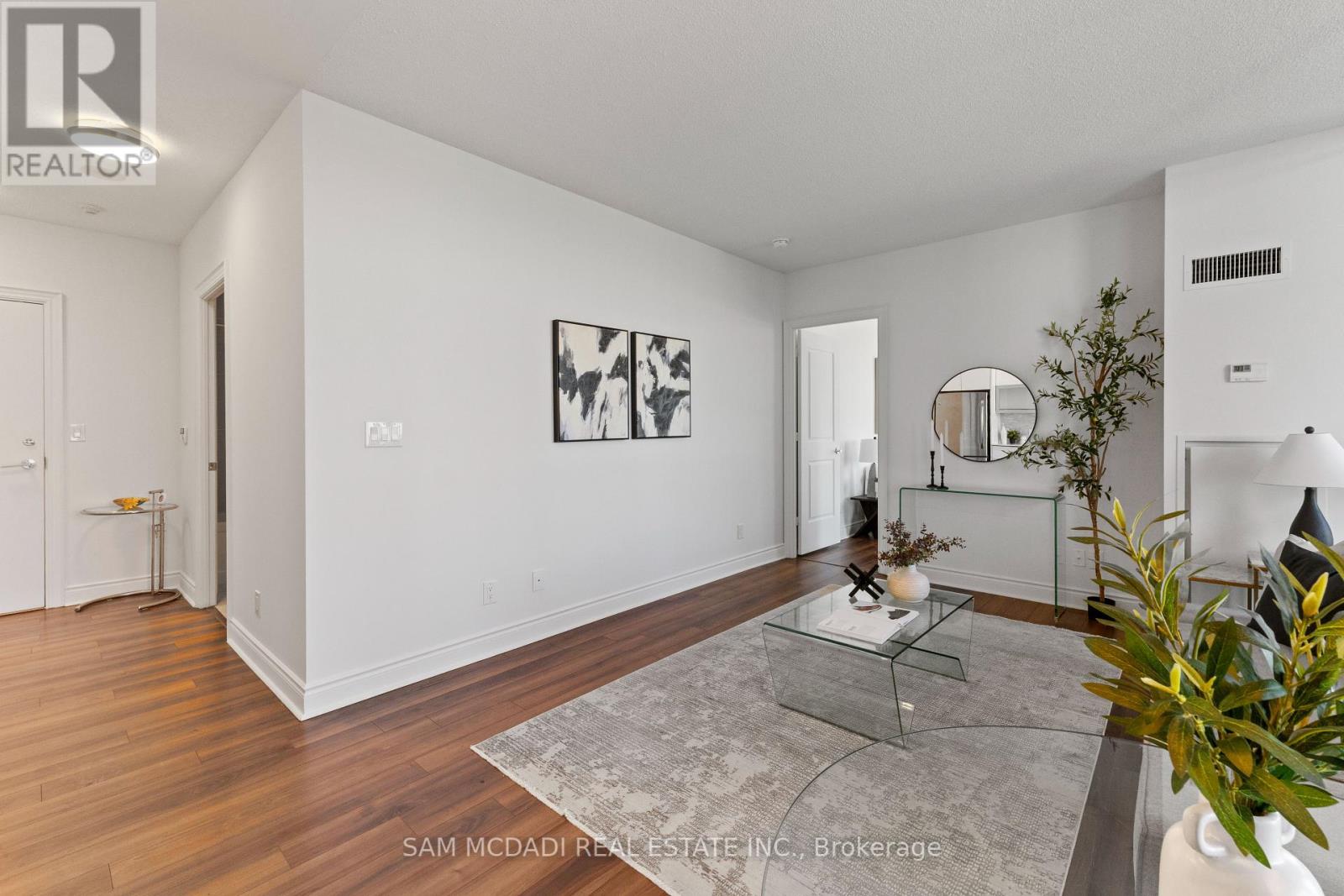 1205 - 16 Brookers Lane, Toronto (Mimico), Ontario  M8V 0A5 - Photo 7 - W12445693