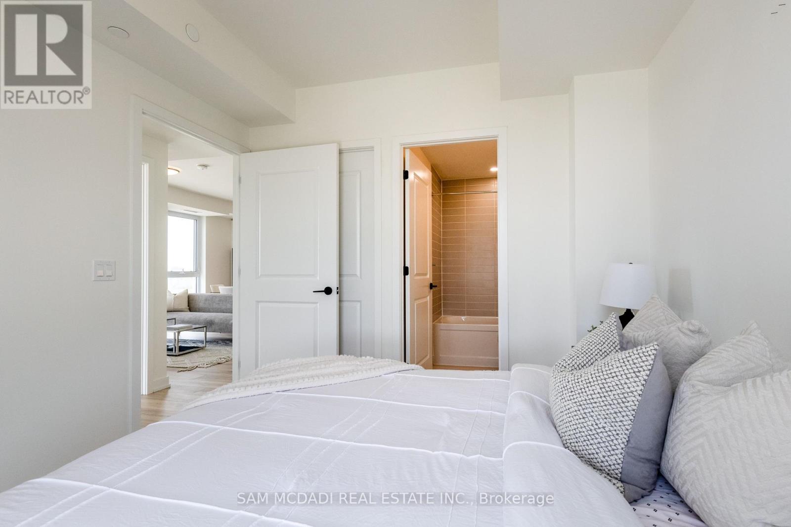 405 - 335 Wheat Boom Drive, Oakville (Jm Joshua Meadows), Ontario  L6H 7Y1 - Photo 13 - W12445695