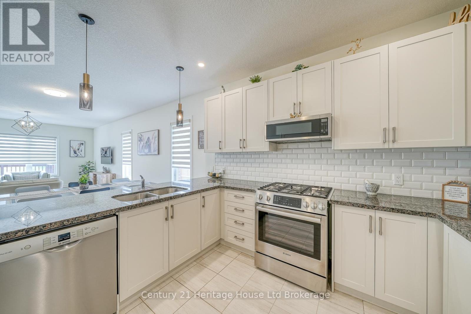 37 Harvest Avenue, Tillsonburg, Ontario  N4G 0H9 - Photo 13 - X12445696