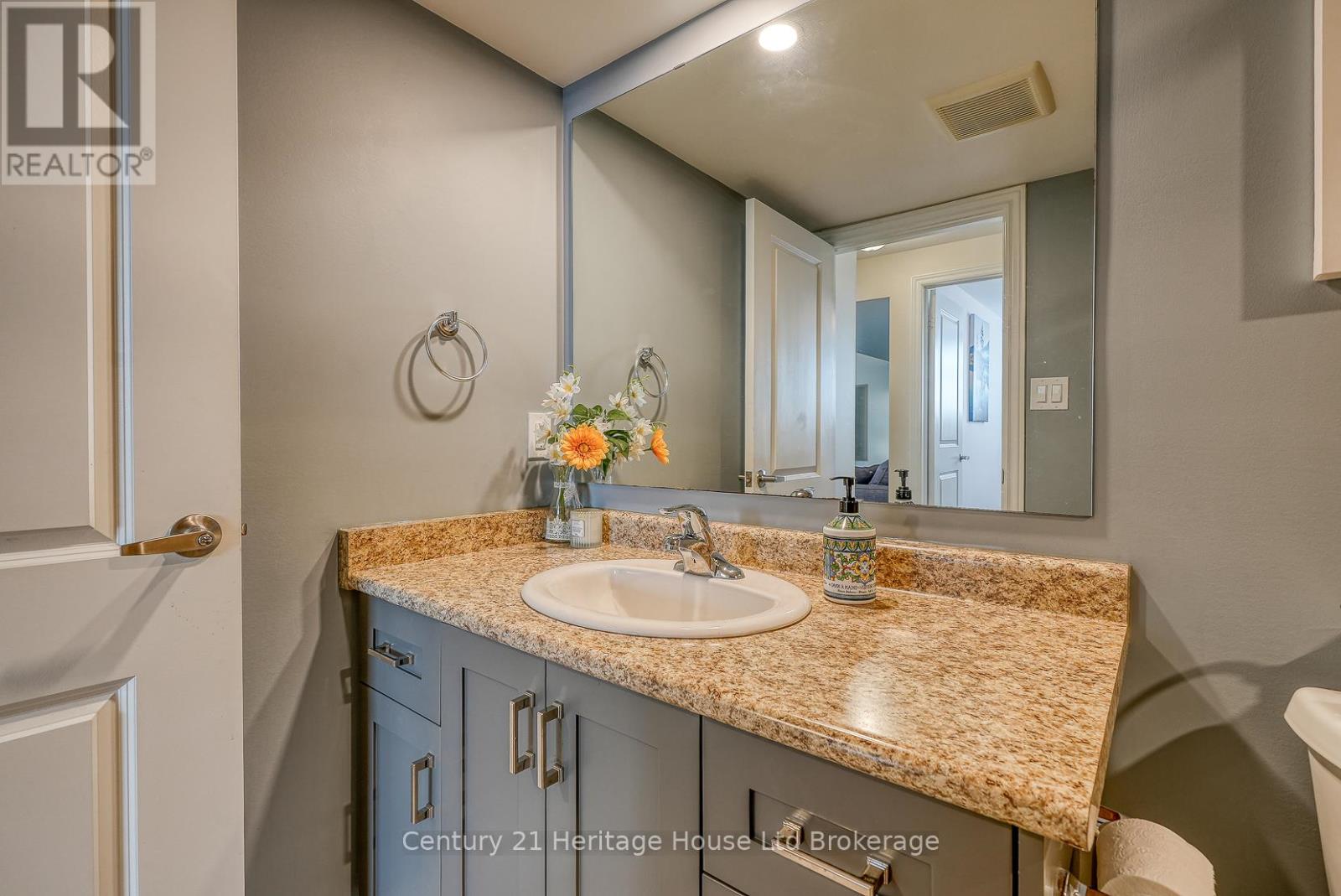 37 Harvest Avenue, Tillsonburg, Ontario  N4G 0H9 - Photo 40 - X12445696
