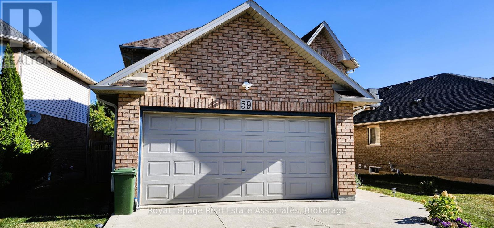 59 Solsbury Crescent, Hamilton (Mount Hope), Ontario  L0R 1W0 - Photo 2 - X12445671