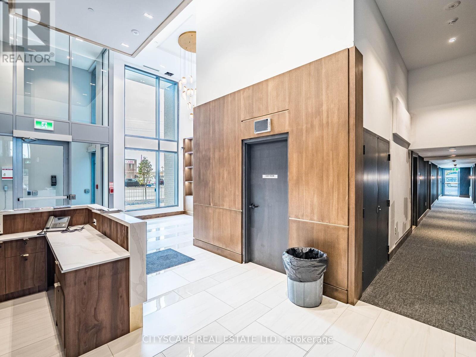 1507 - 2782 Barton Street E, Hamilton, Ontario  L8E 0L3 - Photo 4 - X12445672