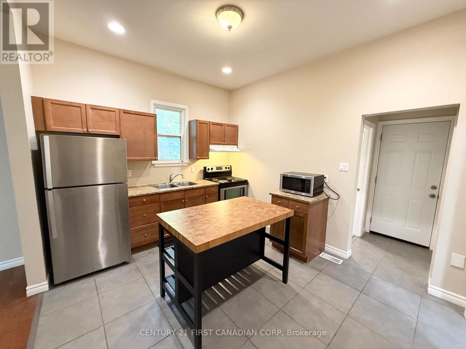 528 Pall Mall Street, London East, Ontario  N5Y 2Z6 - Photo 11 - X12326838