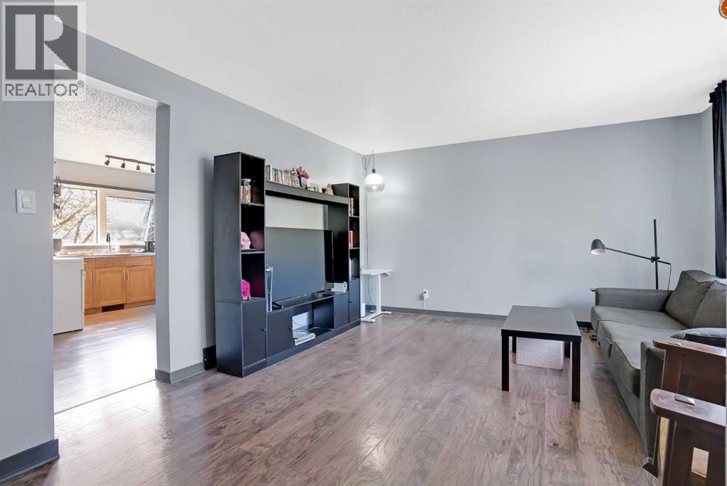 6014 37 Street Sw, Calgary, Alberta  T3E 5M7 - Photo 26 - A2262090