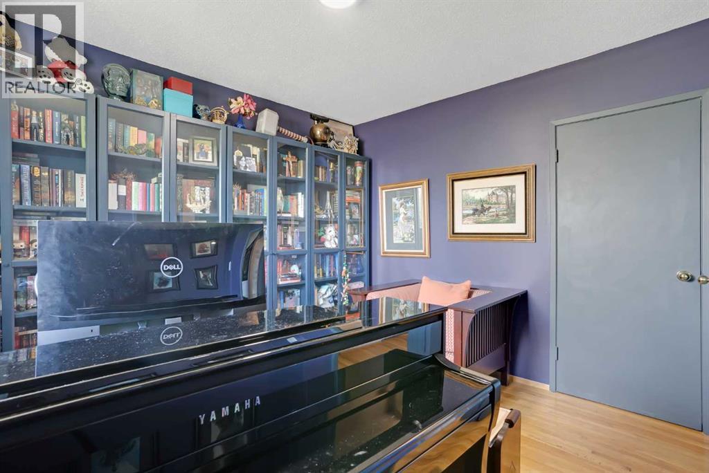 6014 37 Street Sw, Calgary, Alberta  T3E 5M7 - Photo 34 - A2262090