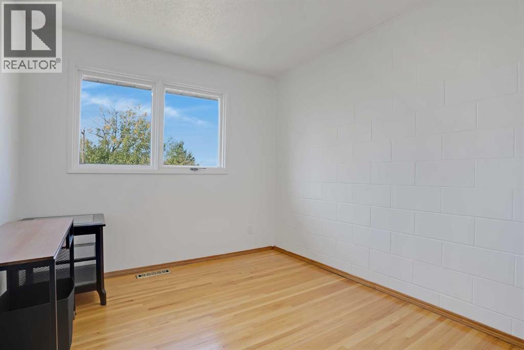 6014 37 Street Sw, Calgary, Alberta  T3E 5M7 - Photo 35 - A2262090