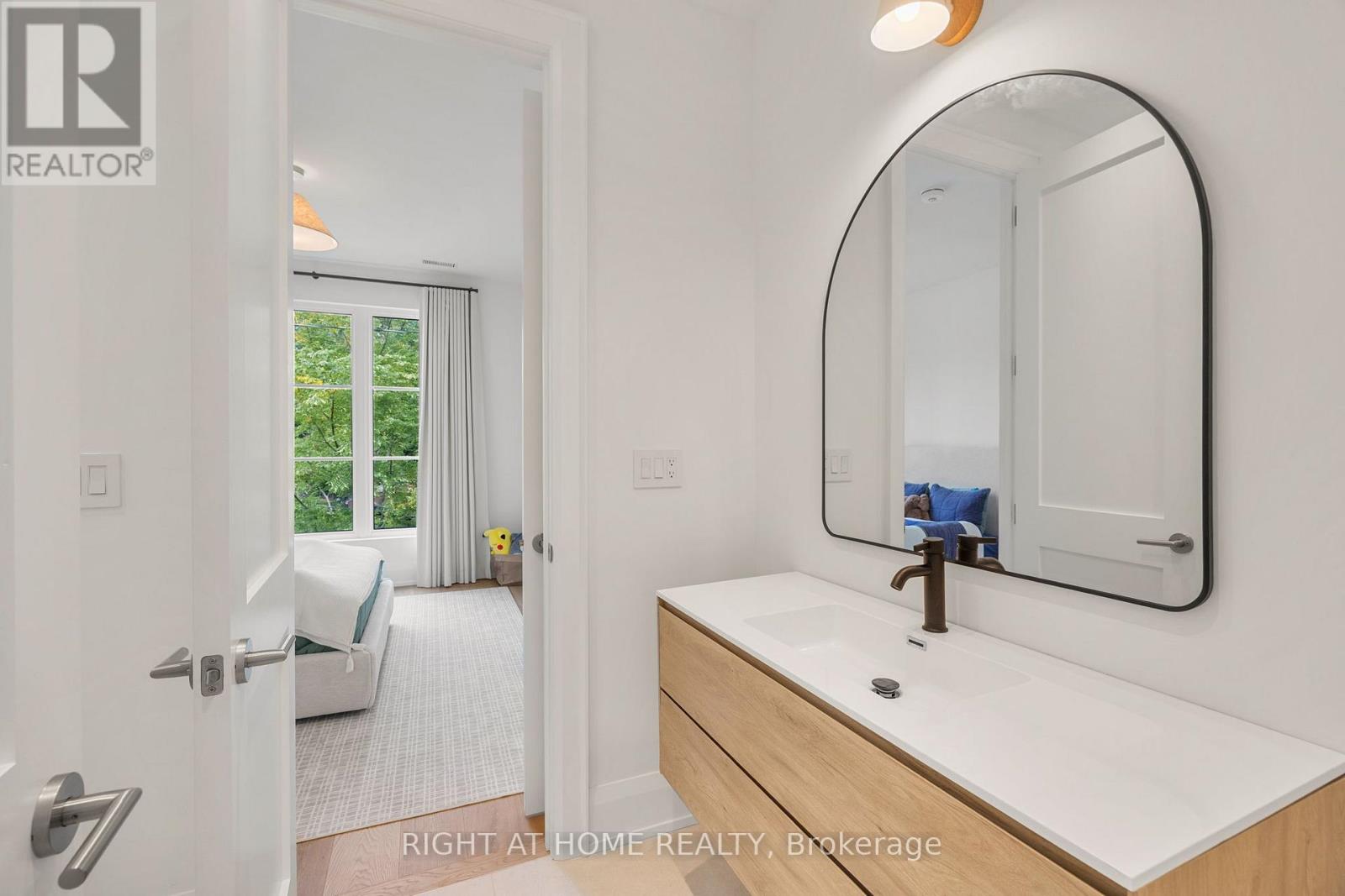59 Verwood Avenue, Toronto, Ontario  M3H 2K8 - Photo 38 - C12412283