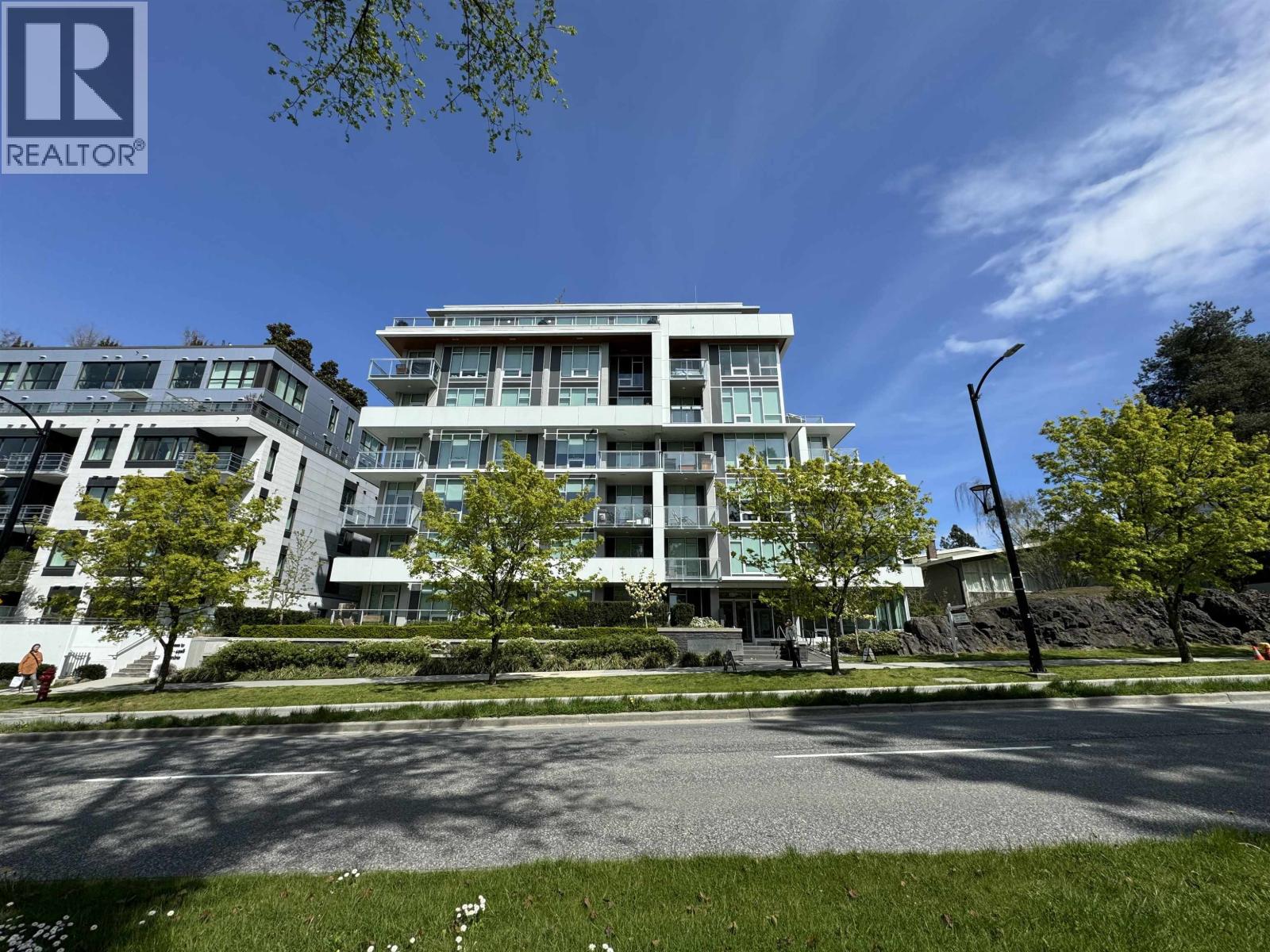 208 4988 Cambie Street, Vancouver, British Columbia  V5Z 2Z5 - Photo 2 - R3054952