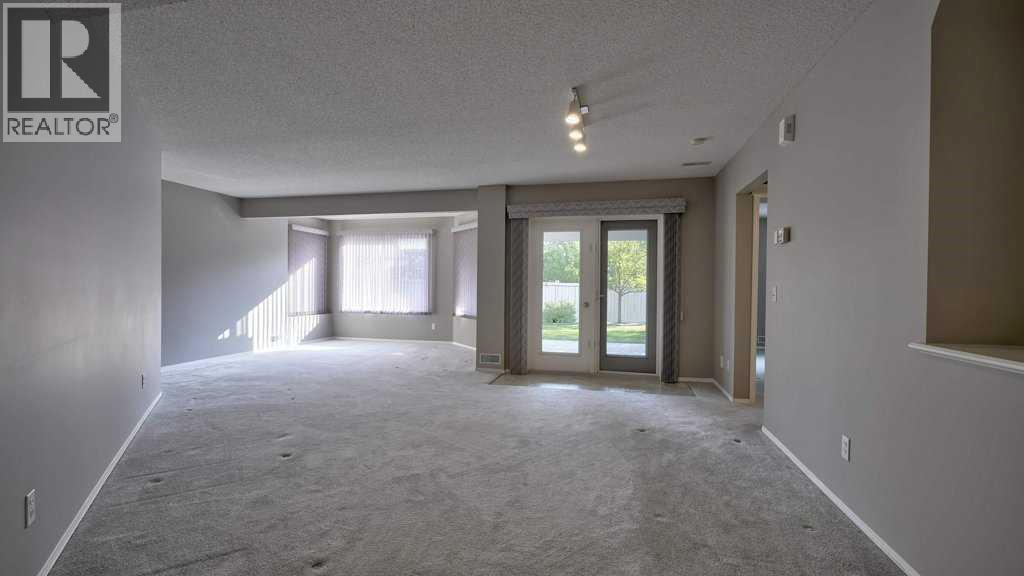 142 Mt Alberta View Se, Calgary, Alberta  T2Z 3N7 - Photo 33 - A2259547