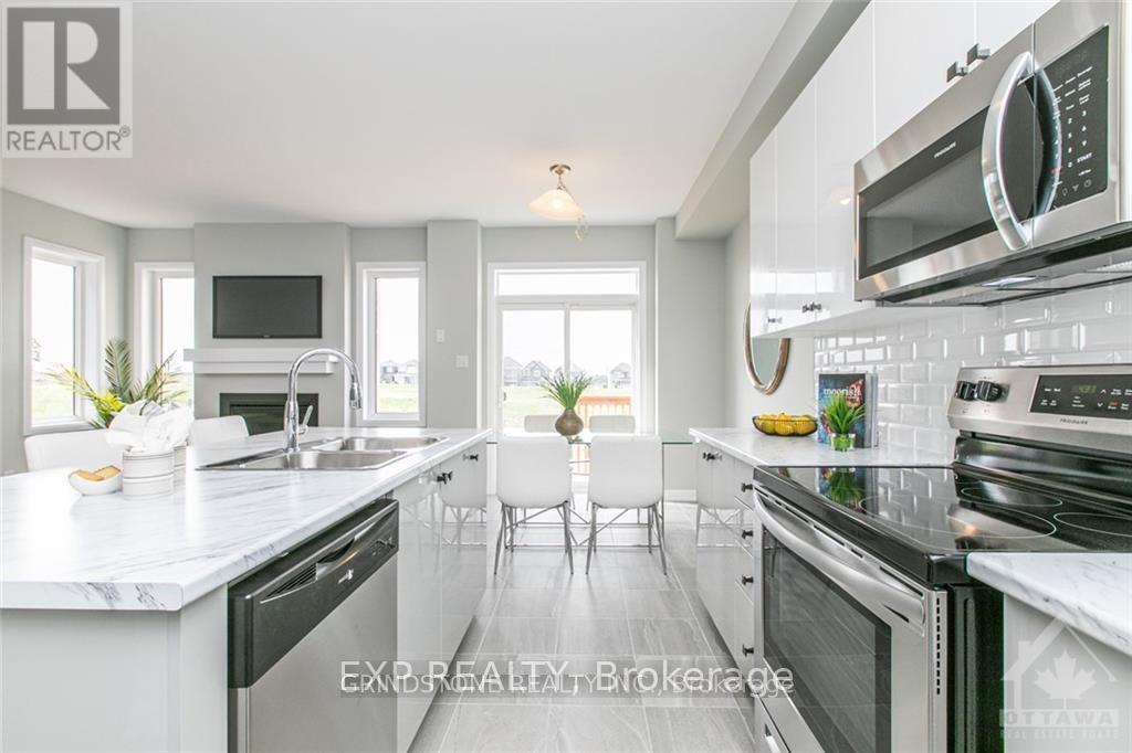 115 Teelin Circle, Ottawa, Ontario  K2J 6T8 - Photo 13 - X12445727