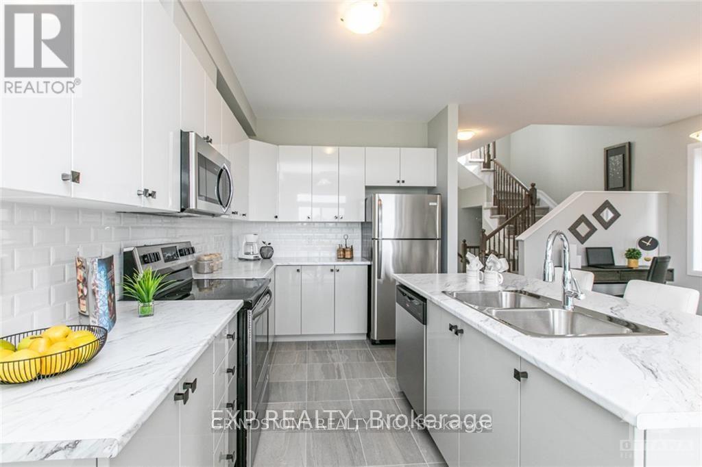115 Teelin Circle, Ottawa, Ontario  K2J 6T8 - Photo 15 - X12445727