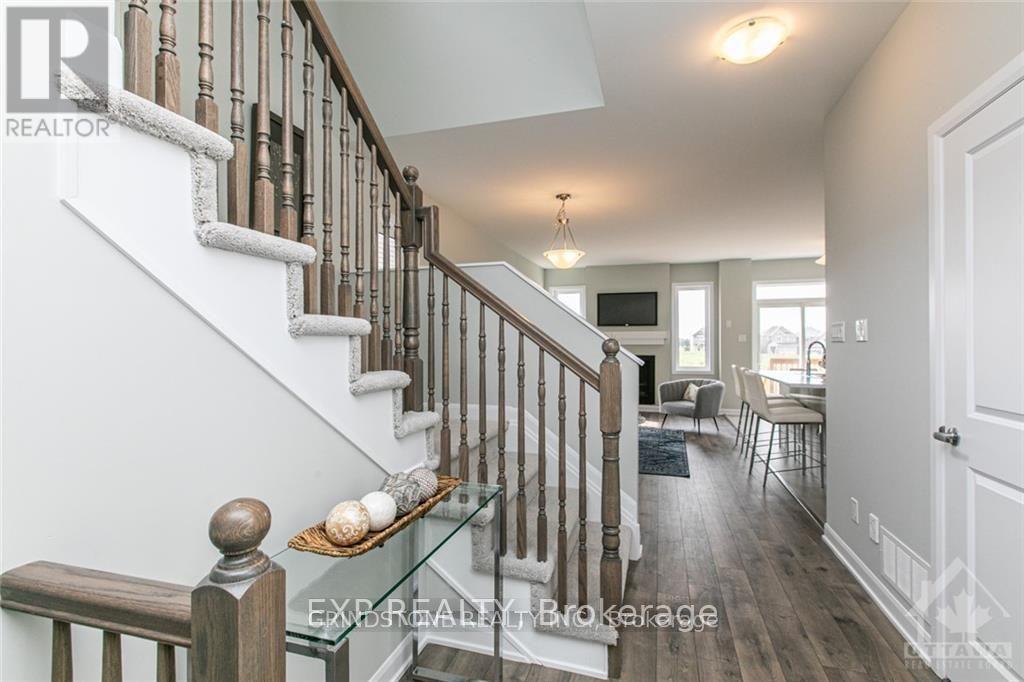 115 Teelin Circle, Ottawa, Ontario  K2J 6T8 - Photo 5 - X12445727