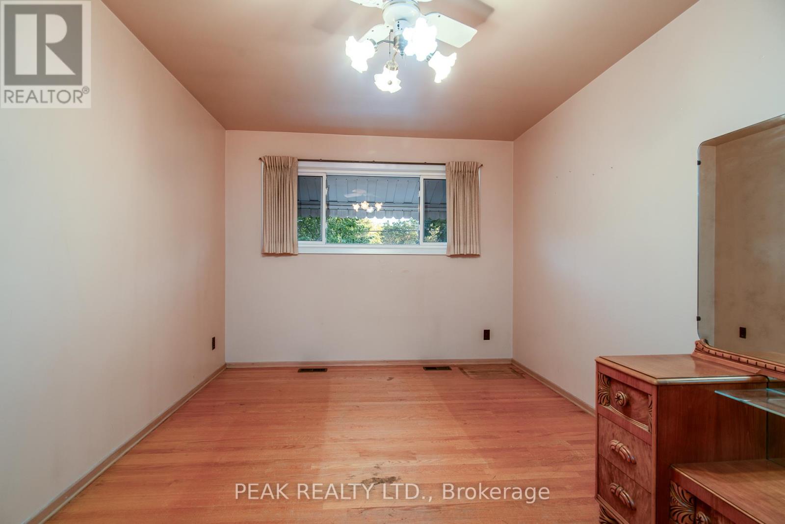 444 Greenbrook Drive, Kitchener, Ontario  N2M 4K4 - Photo 23 - X12445702