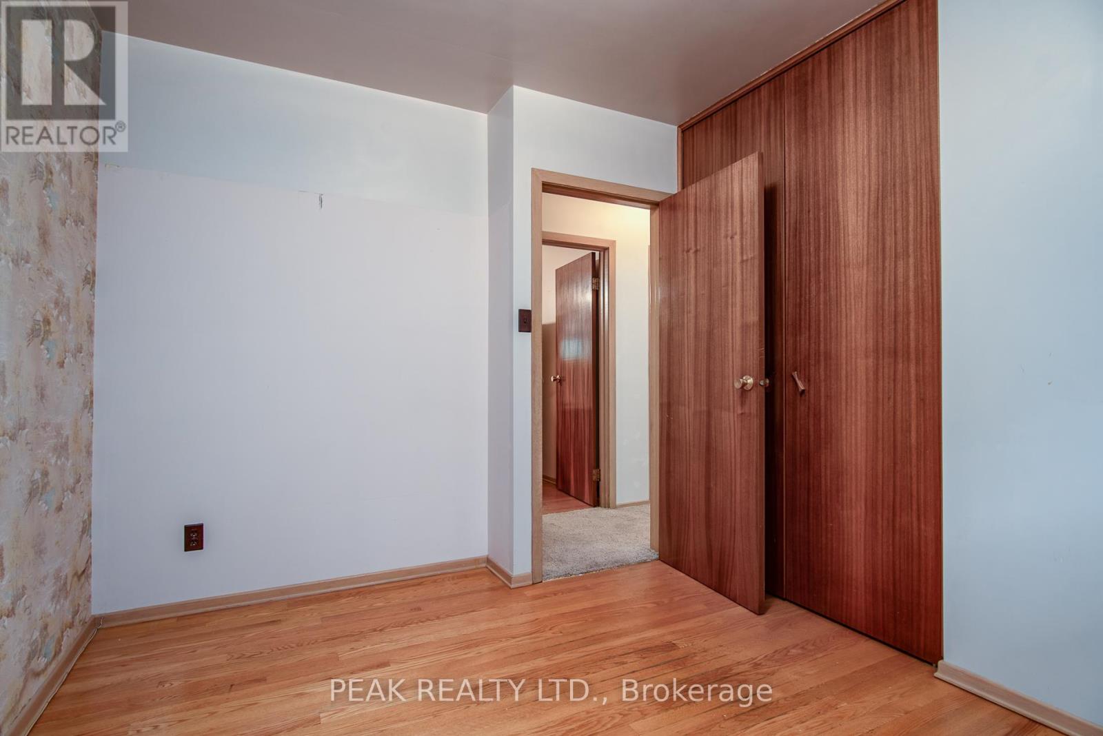 444 Greenbrook Drive, Kitchener, Ontario  N2M 4K4 - Photo 25 - X12445702