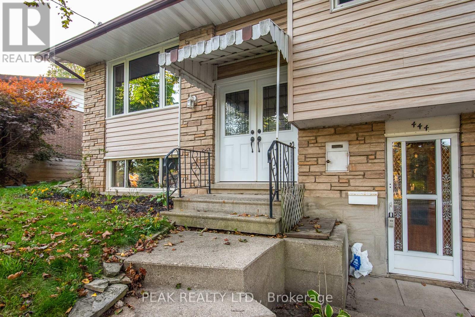 444 Greenbrook Drive, Kitchener, Ontario  N2M 4K4 - Photo 3 - X12445702