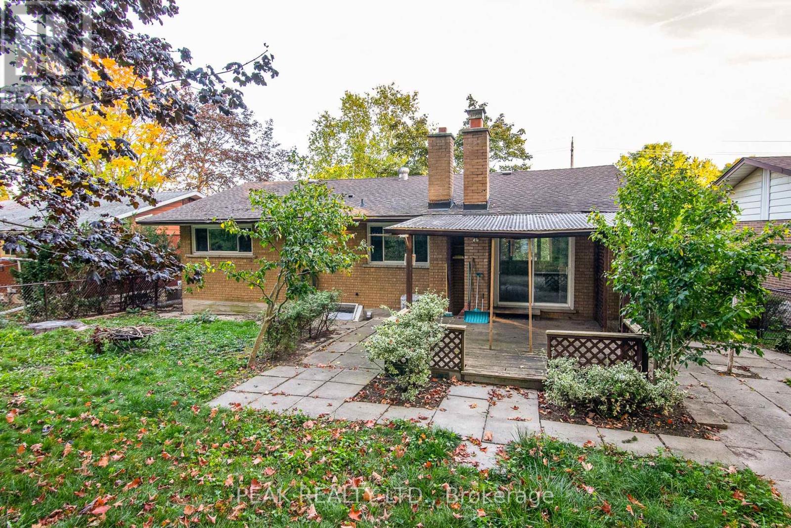 444 Greenbrook Drive, Kitchener, Ontario  N2M 4K4 - Photo 5 - X12445702