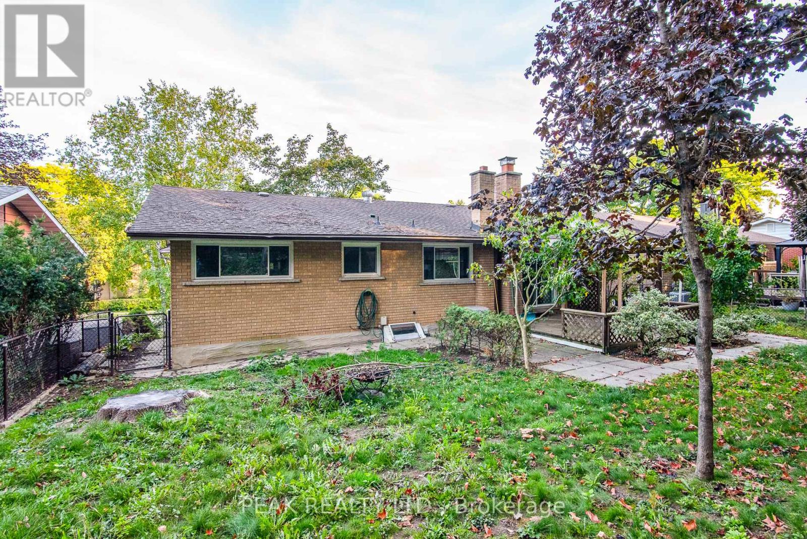 444 Greenbrook Drive, Kitchener, Ontario  N2M 4K4 - Photo 6 - X12445702