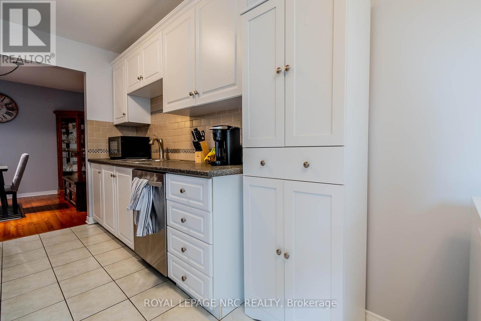 28 - 5070 Drummond Road, Niagara Falls, Ontario  L2E 6E4 - Photo 23 - X12445723
